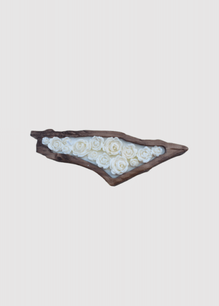 נר ריחני בכלי עץ בצורת ארץ ישראל