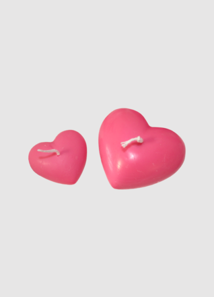 נר צורת לב חלק