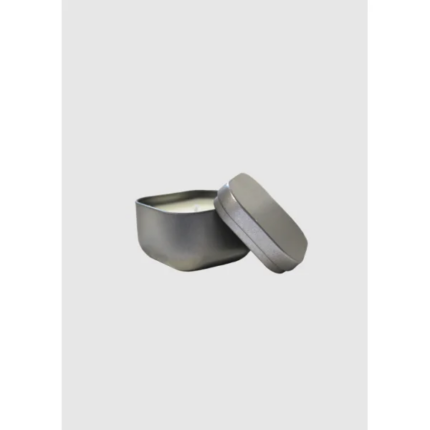 נר ריחני בצנצנת מרובעת