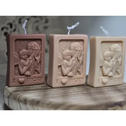 נר בצורת אם ובנה